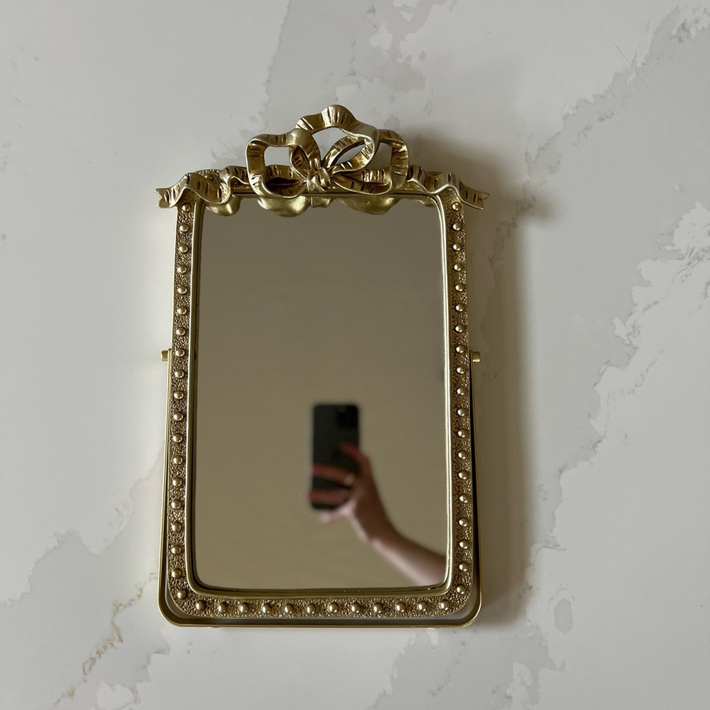 Gold Pedestal Mirror